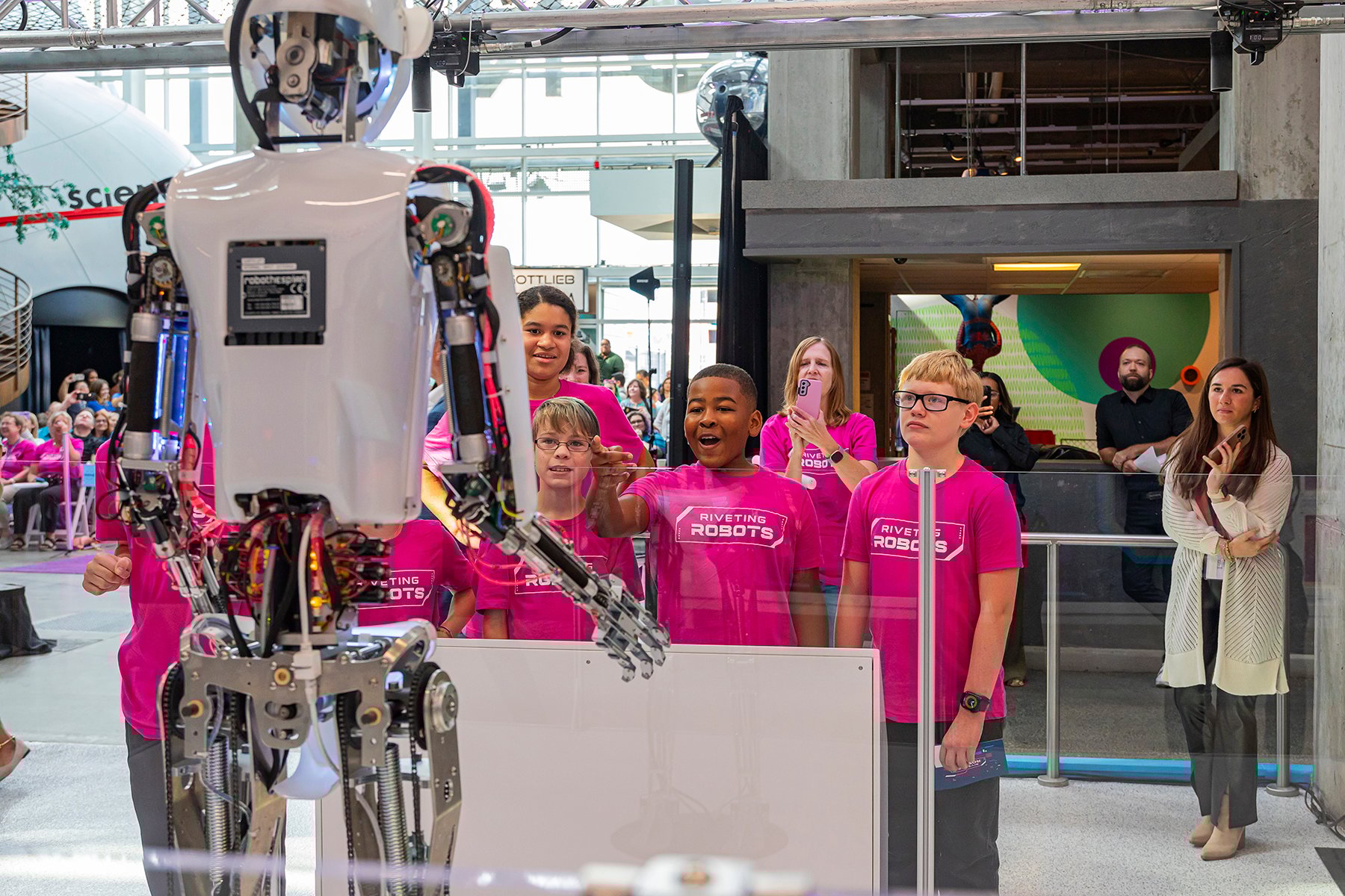 Riveting-Robots-Grand-Opening-011-507345